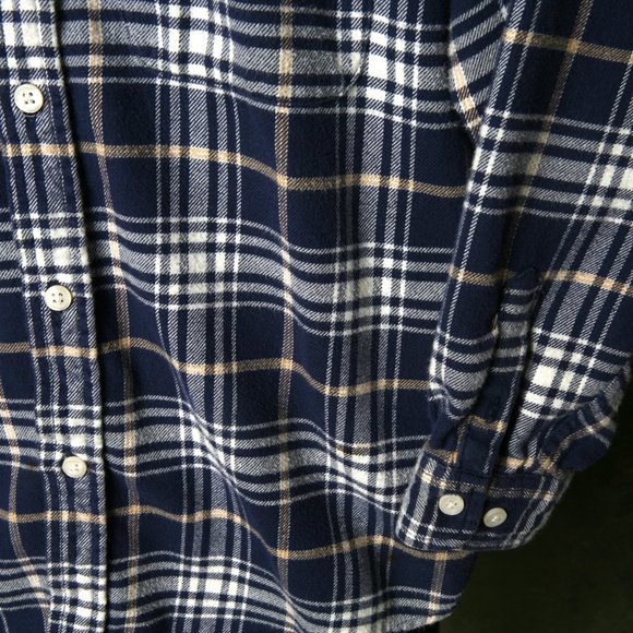 Gap Boys Flannel Button Down Shirt Navy White Khaki 2 Pocket Cozy Soft - Picture 2 of 6